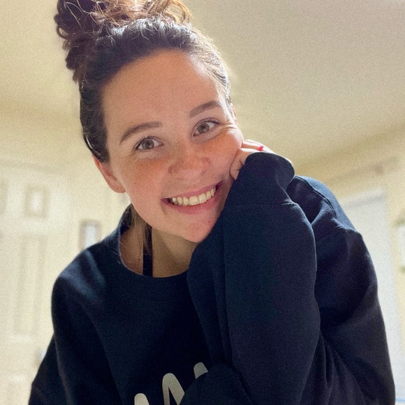 Meet your Posher, Torri - Picture 1 of 1